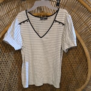 Karl Lagerfeld White and Black Fitted Short Sleeve Blouse